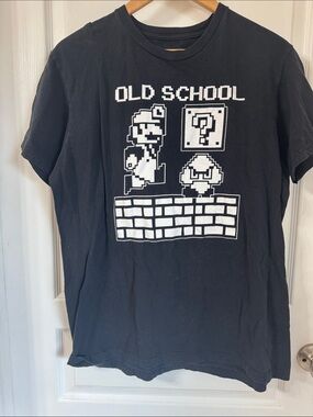 Old School Pixel Super Mario Graphic Tee - Black & White